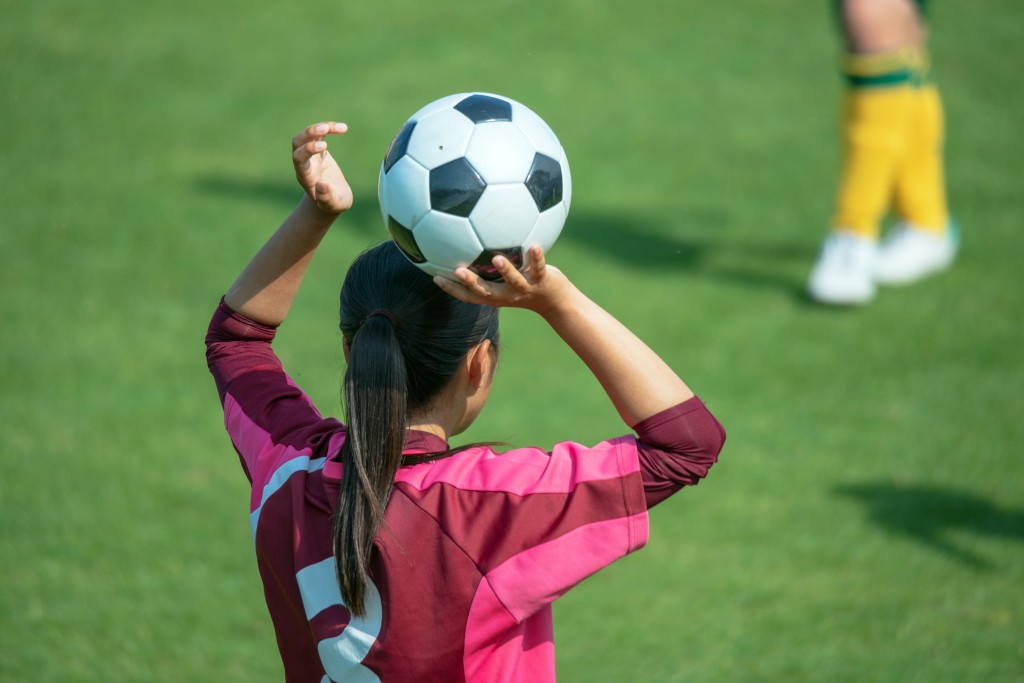 Futebol feminino: o esporte que mais cresce no calendário esportivo brasileiro. Sua marca vai torcer ou vai jogar?