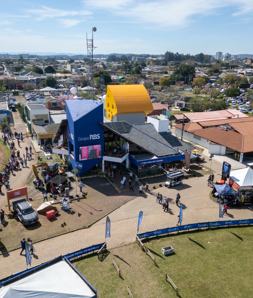 Painel sobre agronegócio com candidatos ao Governo, transmissão de programas e Troféu Guri: Grupo RBS divulga presença na 49ª Expointer
