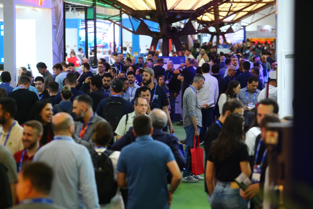 Grupo RBS marca presença com estúdio na 35ª Mercopar em Caxias do Sul