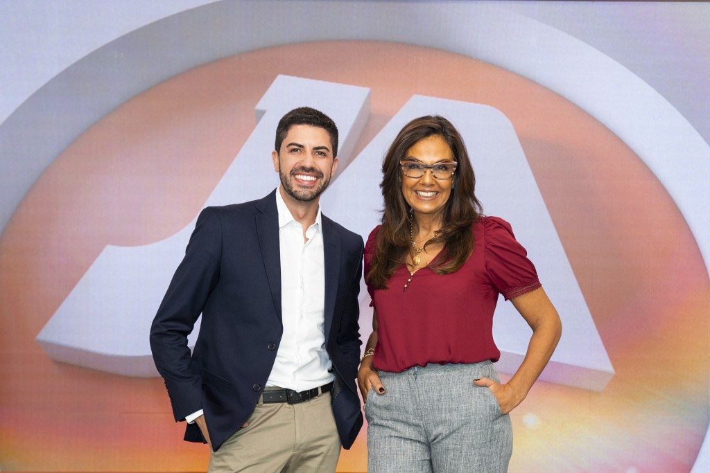 Jornal do Almoço anuncia novidades, com dupla de apresentadores e quadros temáticos